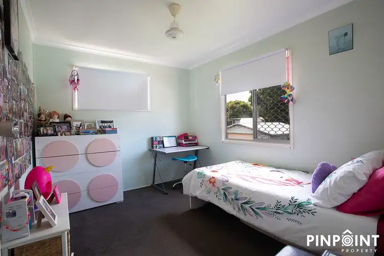 Seventh view of Homely house listing, 4 Lambrook Court, Alexandra QLD 4740