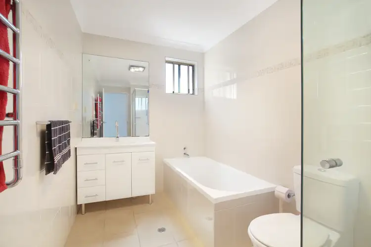 Sixth view of Homely townhouse listing, 3/96-98 Toronto Parade, Sutherland NSW 2232