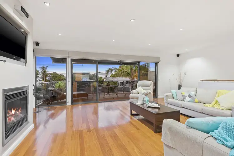 1/20 Parker St, Ocean Grove VIC 3226