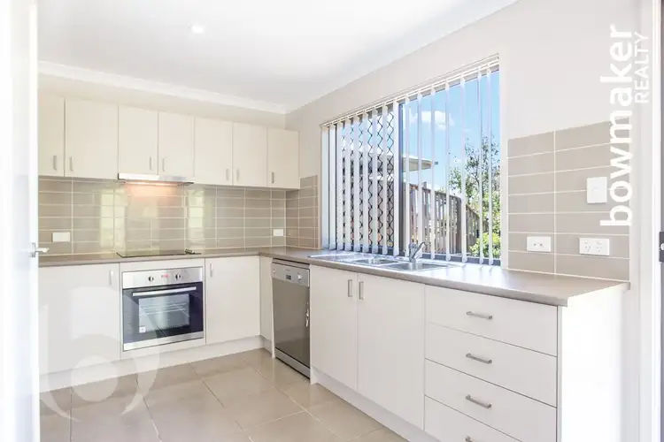 Sixth view of Homely semi-detached listing, 40 Bowerbird Crescent, Dakabin QLD 4503