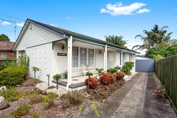 11 Glenora Court, Frankston VIC 3199