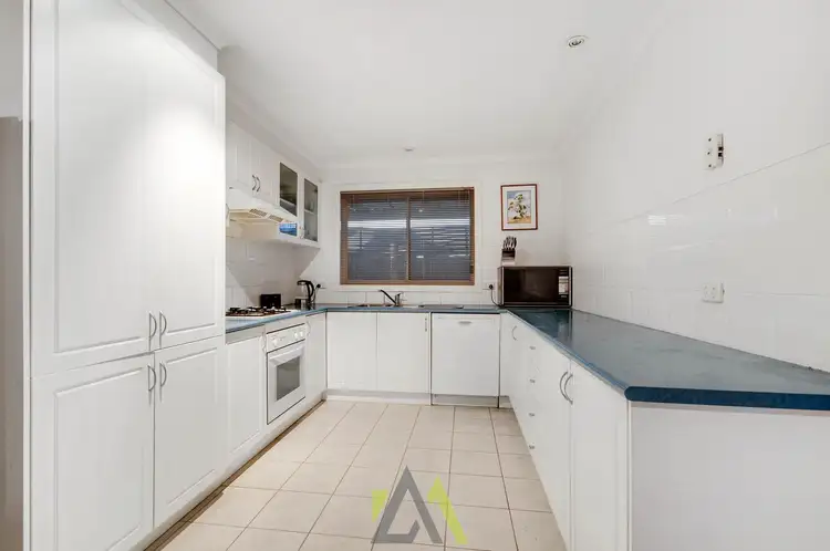Second view of Homely house listing, 3 Locksley Court, Carrum Downs VIC 3201