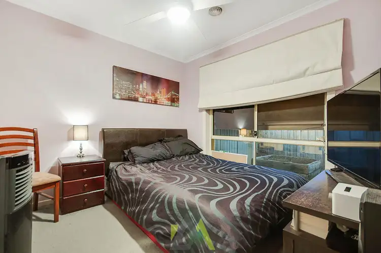 Fifth view of Homely house listing, 3 Locksley Court, Carrum Downs VIC 3201