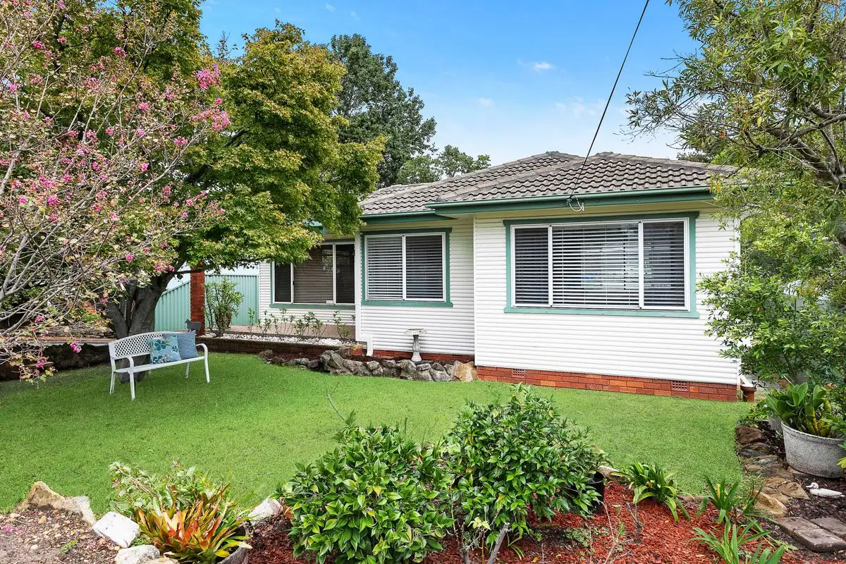 Main view of Homely house listing, 6 Bundanoon Road, Engadine NSW 2233