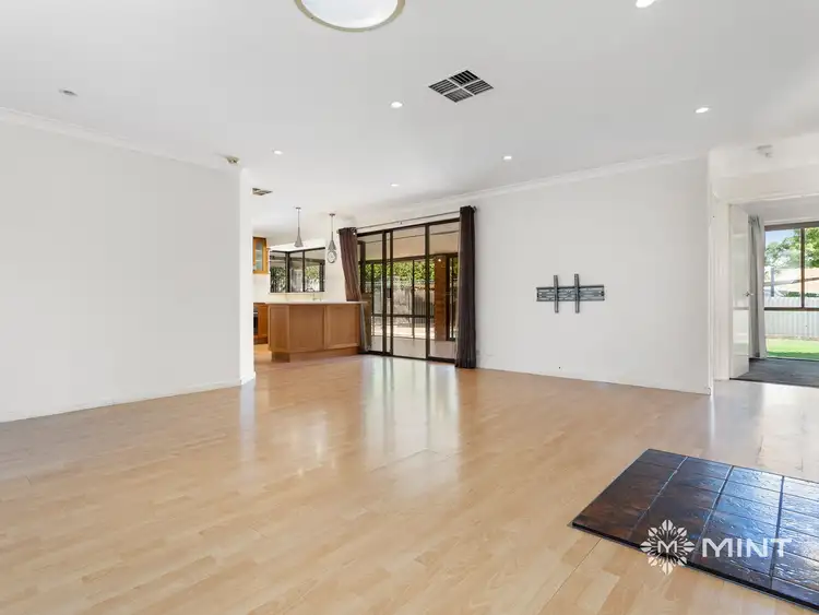 Seventh view of Homely house listing, 5 Osprey Drive, Yangebup WA 6164