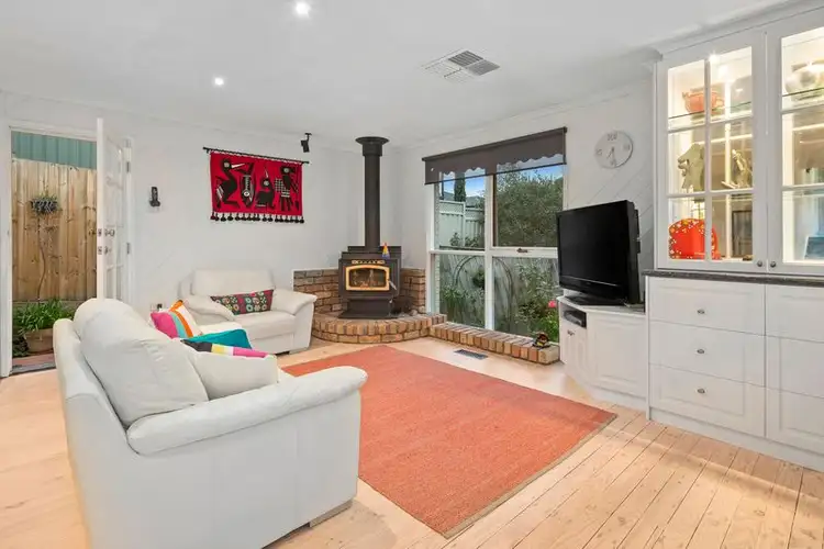 Fourth view of Homely house listing, 2 Susan Court, Keilor East VIC 3033