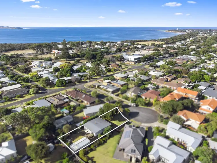 Second view of Homely house listing, 7 Waiora Court, Point Lonsdale VIC 3225