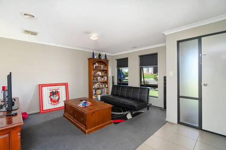 Second view of Homely house listing, 6 Gimlet Place, Forest Hill NSW 2651