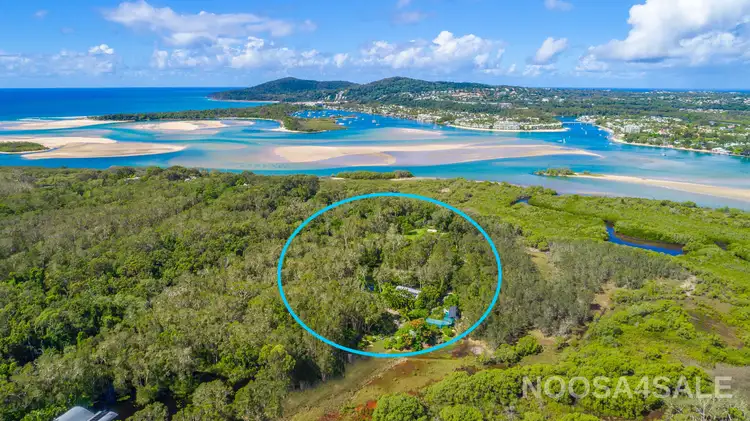8 Sandybanks Track, Noosa North Shore QLD 4565