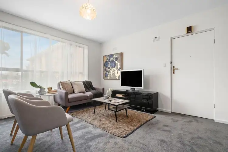 6/13 McCulloch Street, Essendon North VIC 3041