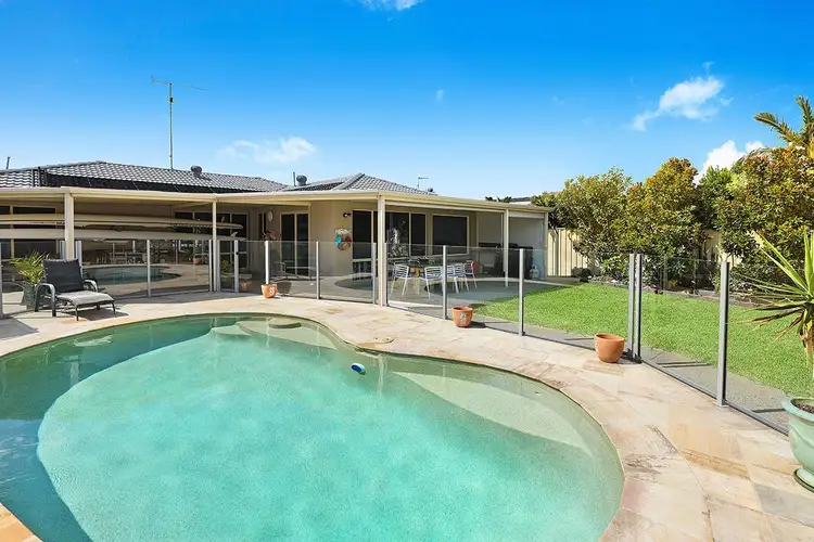 2 Coomaroo Crescent, Minyama QLD 4575