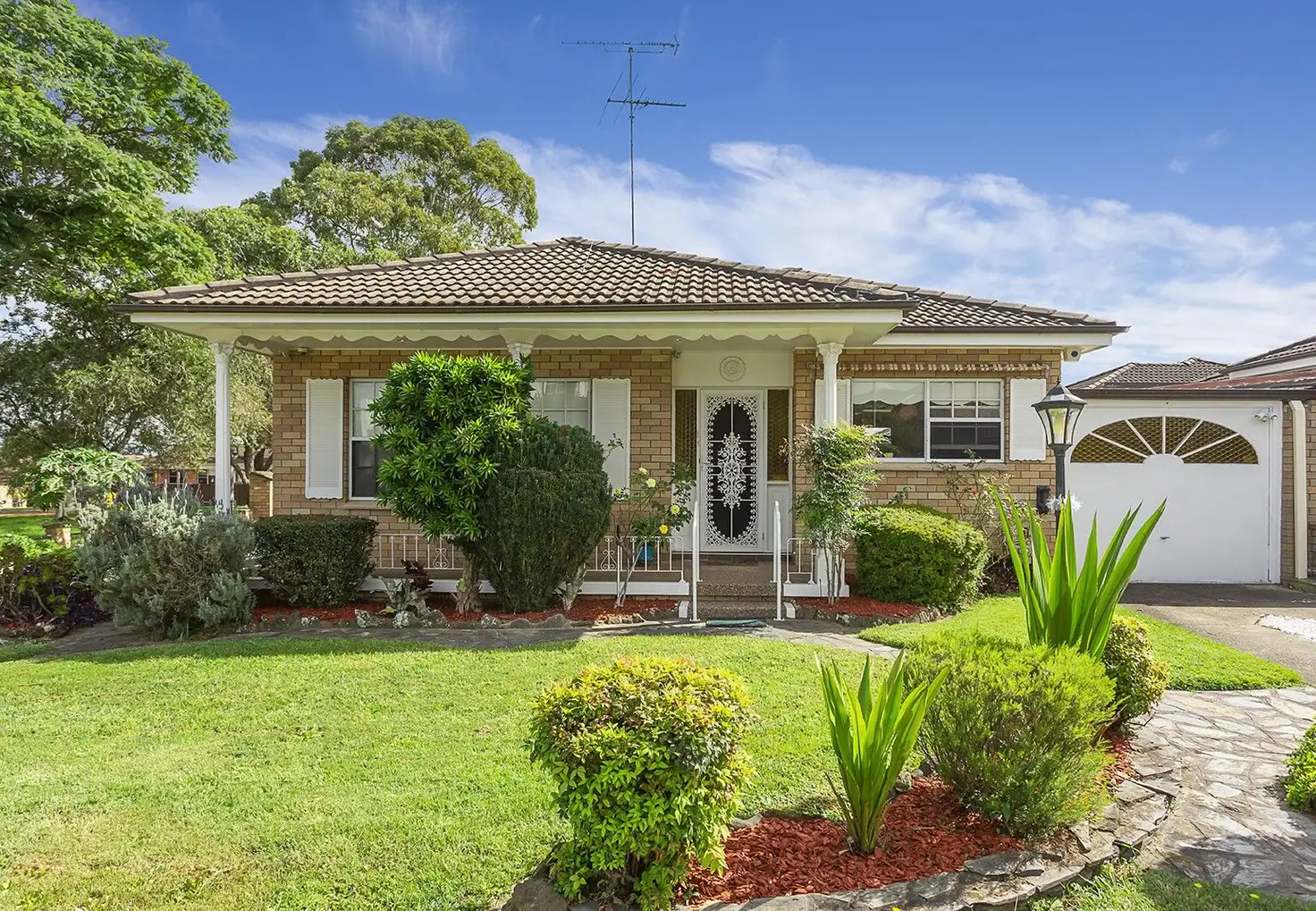 Main view of Homely villa listing, 1/81 Greenacre Road, Connells Point NSW 2221