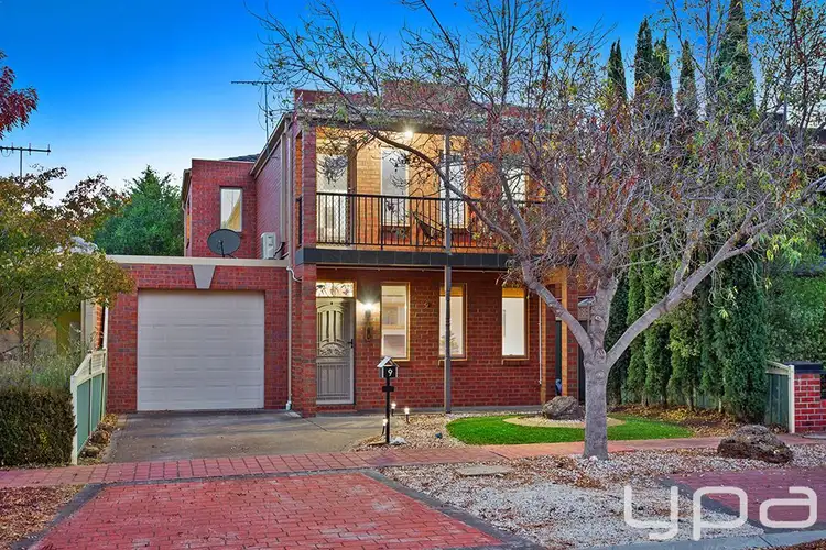 9 Friar Park Place, Point Cook VIC 3030