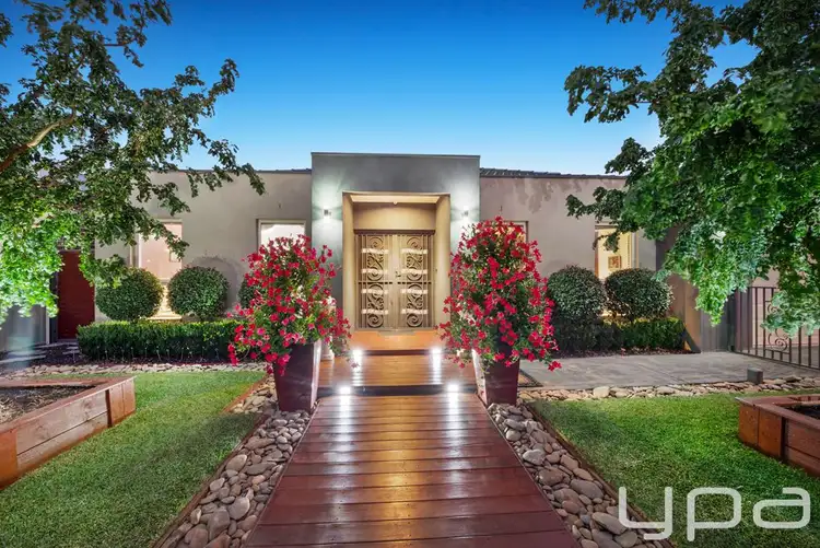 57 Shaftsbury Boulevard, Point Cook VIC 3030