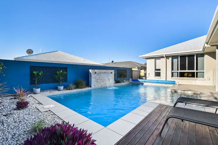 8 Myrtle Place, Mountain Creek QLD 4557