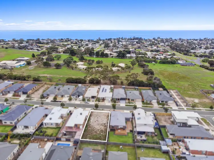 44 Flagstaff Drive, Portarlington VIC 3223