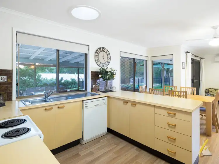 Fifth view of Homely house listing, 8 Pulas Place, Bellbowrie QLD 4070