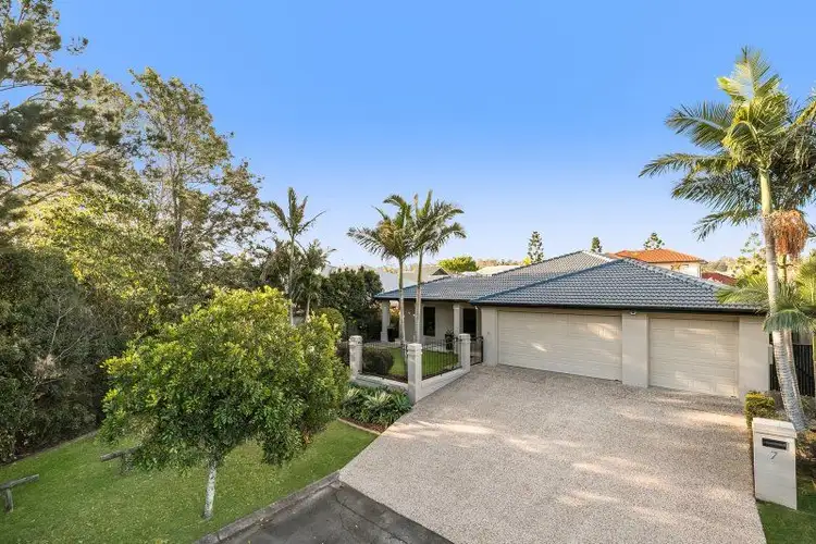 7 Sarah Court, Sinnamon Park QLD 4073