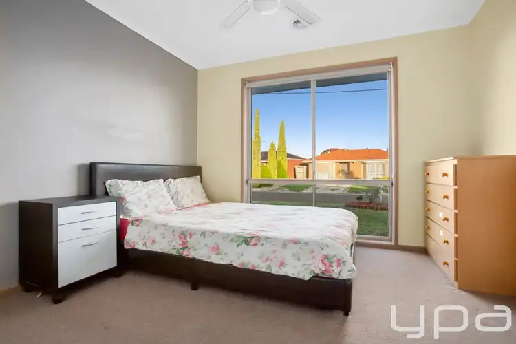 Second view of Homely house listing, 16 Addison Place, Seabrook VIC 3028