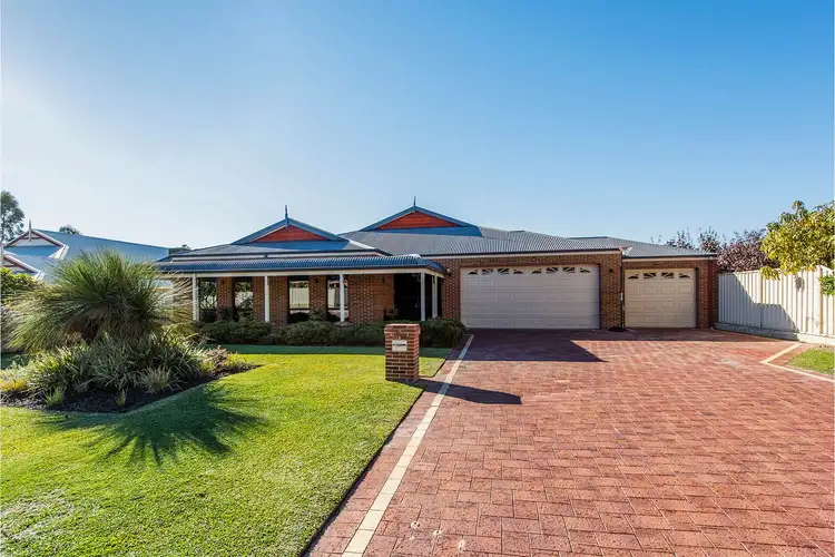 54 Hawkevale Road, High Wycombe WA 6057