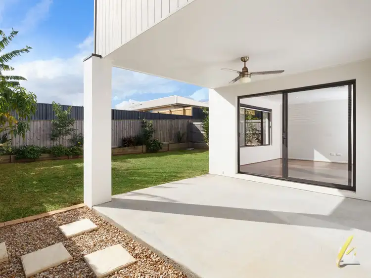 Seventh view of Homely house listing, 4 Berkshire Place, Heathwood QLD 4110