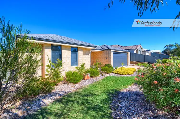 12 Elizabeth St, Bayonet Head WA 6330