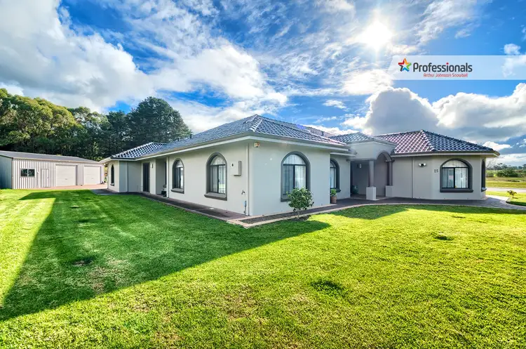 25 Radiata Drive, Mckail WA 6330