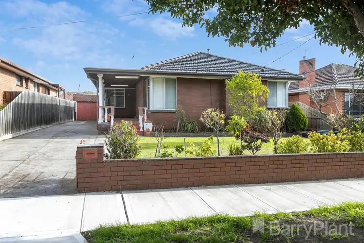 27 Krambruk Street, Sunshine West VIC 3020