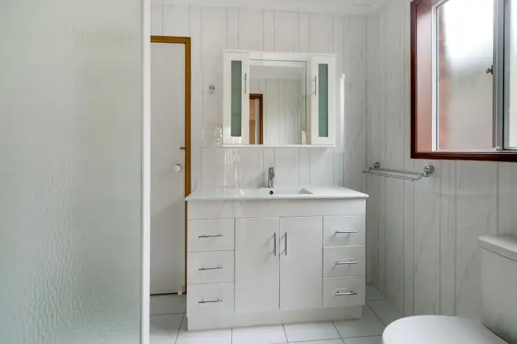 Fifth view of Homely house listing, 3 Beryl Court, Skye VIC 3977
