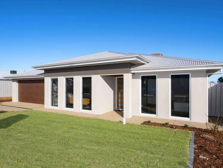 21 Wiveon Street, Gobbagombalin NSW 2650