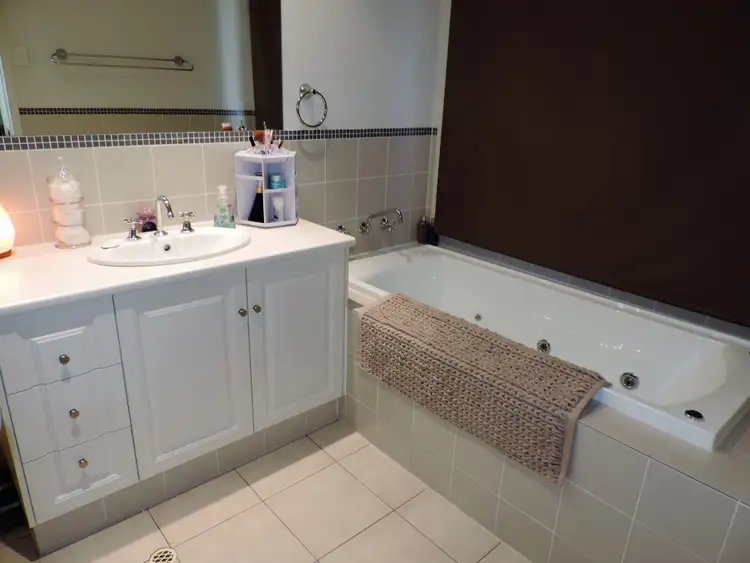 Fifth view of Homely house listing, 6 Parkview Drive, Murray Bridge SA 5253