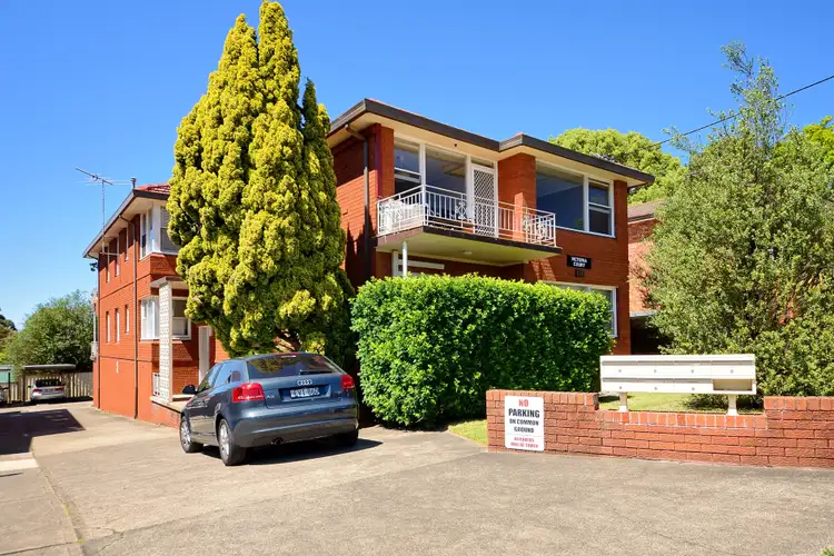 6/126 Railway Parade, Mortdale NSW 2223