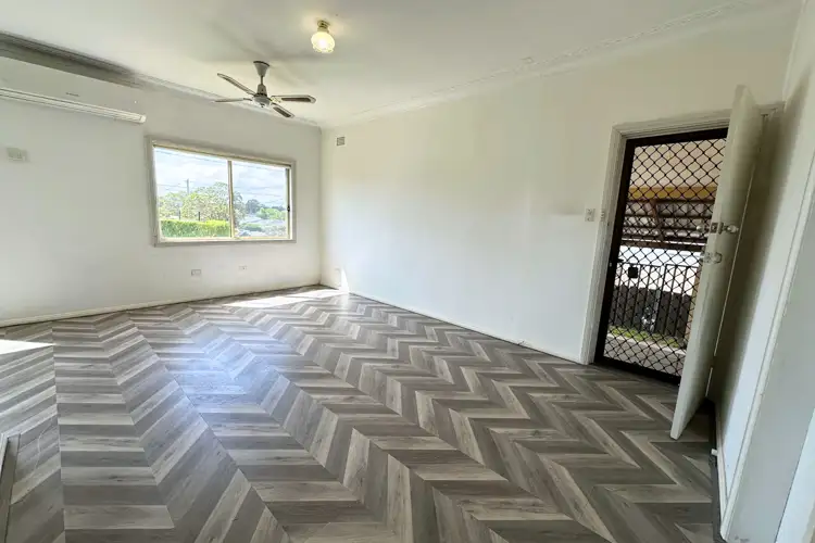 Second view of Homely house listing, 10 Lucy St, Kingswood NSW 2747