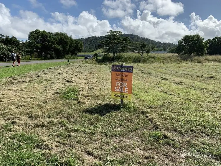1 Shore Street, Wongaling Beach QLD 4852