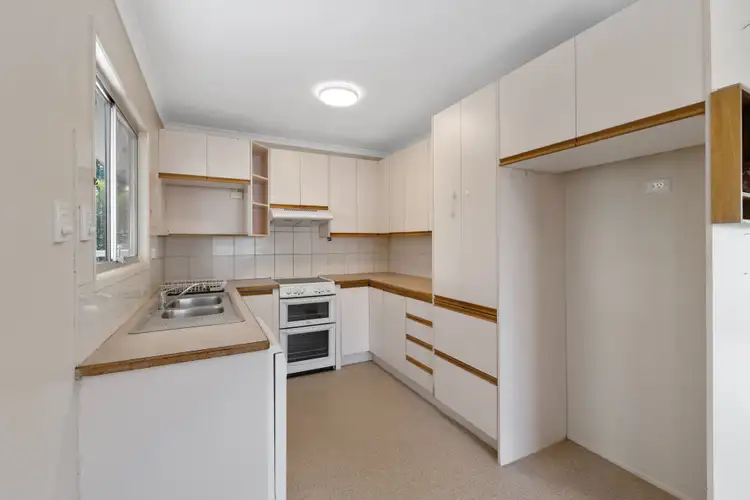 Second view of Homely house listing, 10 Lowry Street, Slacks Creek QLD 4127