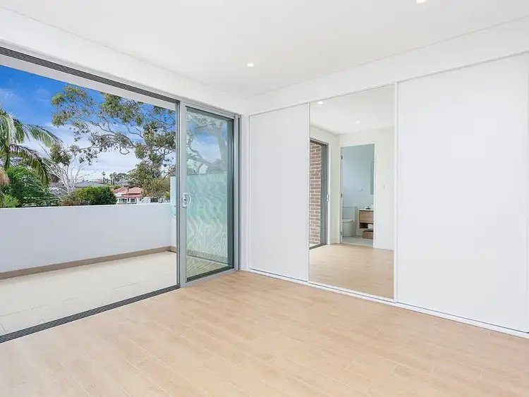 Sixth view of Homely semi-detached listing, 6b Rowe Street, South Hurstville NSW 2221