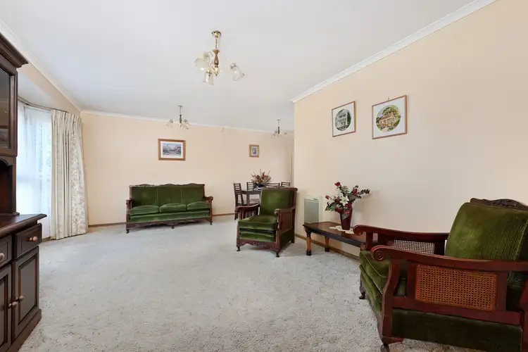 Fifth view of Homely house listing, 6 Partridge Cres, Carrum Downs VIC 3201