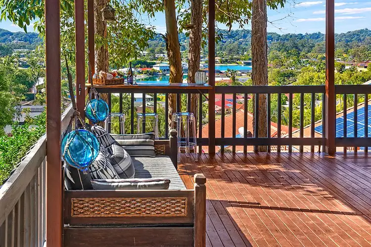 23 Foothill Street, Elanora QLD 4221