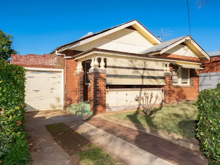 33 Trevor Street, Turvey Park NSW 2650