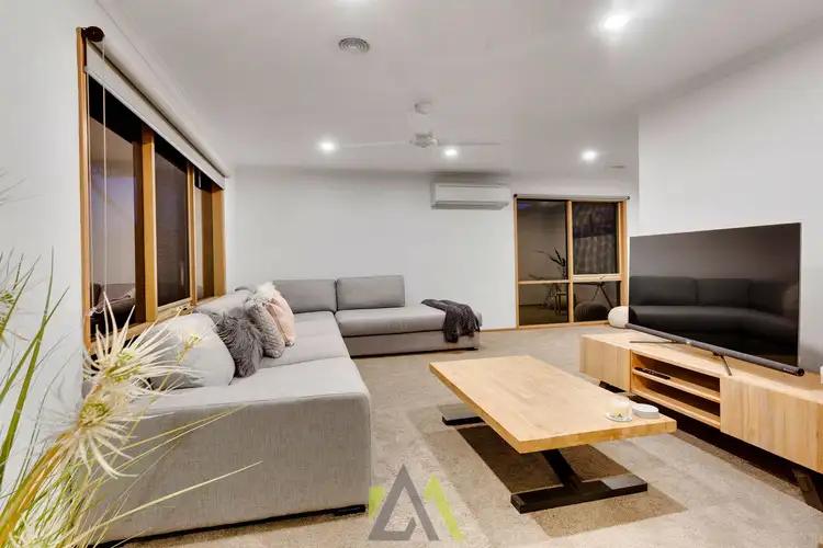 Fifth view of Homely house listing, 5 Denis Court, Carrum Downs VIC 3201