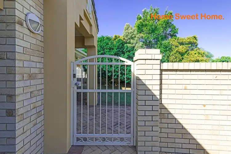 17 Massachusetts Court, Varsity Lakes QLD 4227