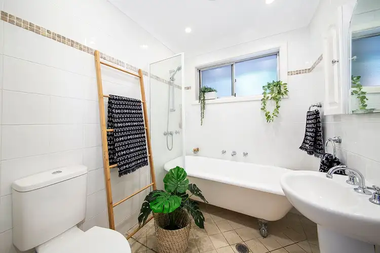 Sixth view of Homely house listing, 10 Burraddar Avenue, Engadine NSW 2233