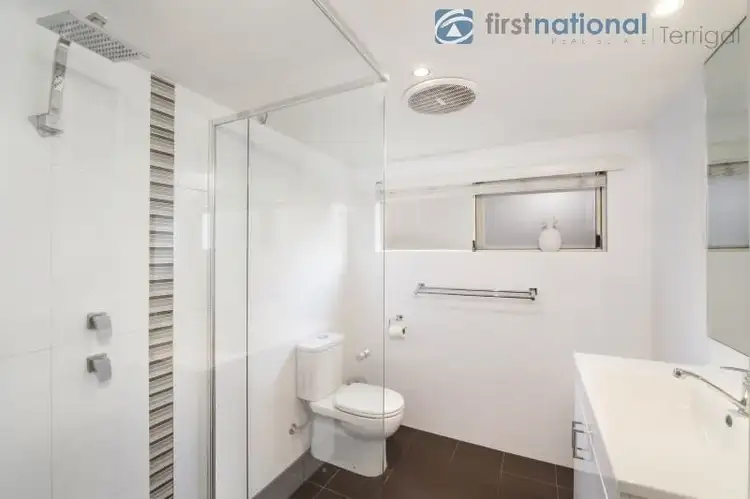 Fifth view of Homely apartment listing, 4/9-13 Junction Road, Terrigal NSW 2260
