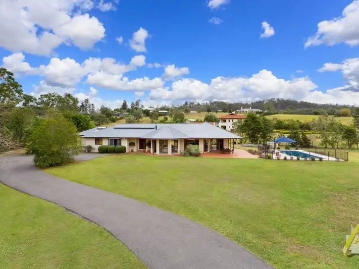 60 Summerland Pl, Pullenvale QLD 4069