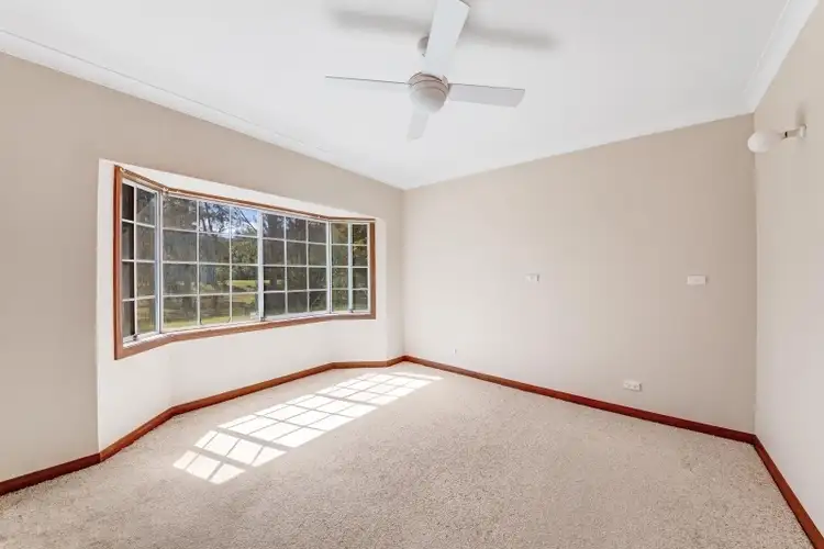 Fifth view of Homely house listing, 1 Boxwood Close, Ourimbah NSW 2258