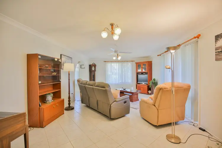 Seventh view of Homely house listing, 4 Cooper Court, Avenell Heights QLD 4670