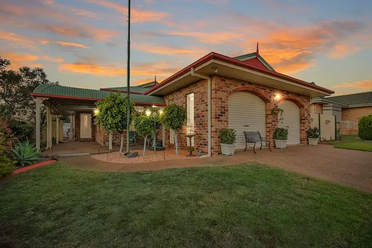 6 Southern Cross Drive, Avoca QLD 4670