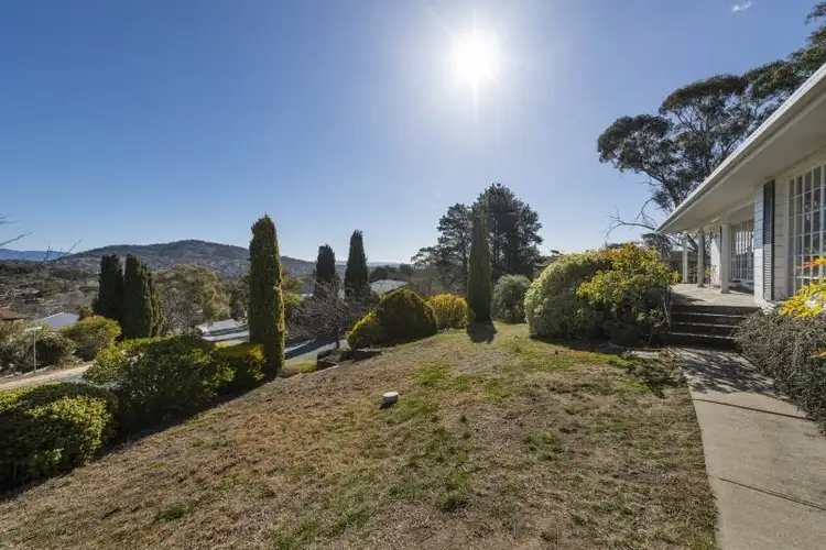 9 Roseworthy Crescent, Farrer ACT 2607