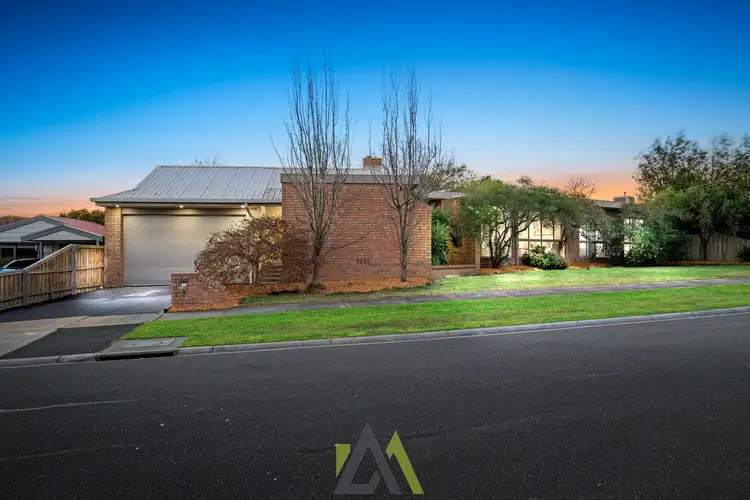 18 Lady Beverley Circuit, Somerville VIC 3912