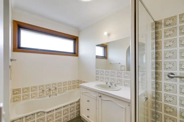 Fifth view of Homely house listing, 6 Koala Court, Frankston South VIC 3199
